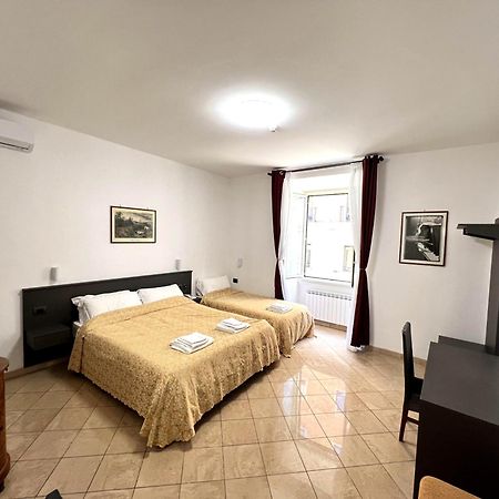 Hotel Domus Termini Rzym Zewnętrze zdjęcie