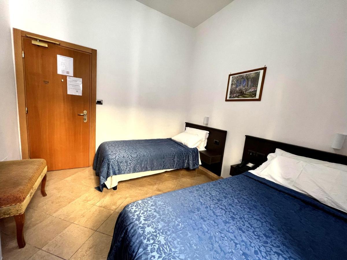 Hotel Domus Termini Rzym Zewnętrze zdjęcie