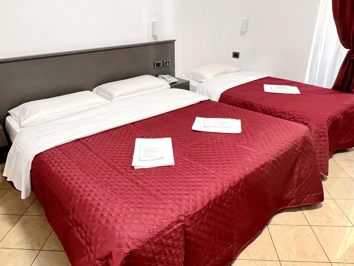 Hotel Domus Termini Rzym Zewnętrze zdjęcie